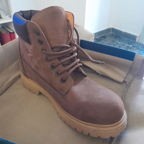 Fila Vintage Maverick Mid Boots brand new, size 46, brown