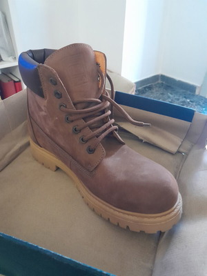 Fila Vintage Maverick Mid Boots brand new, size 46, brown