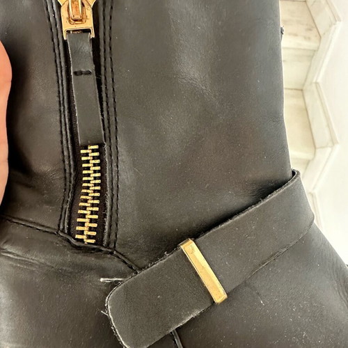 Zara black low leather ankle boots used, size 37