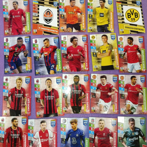 Fifa 365 Panini Adrenalyn football cards pack of 40, like new