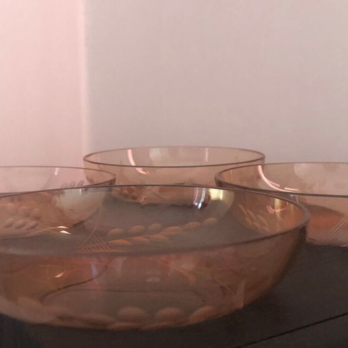Vintage dessert plates used, pink shade, set of 4
