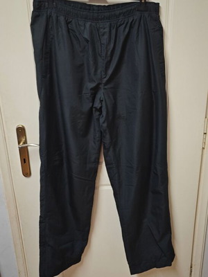 Αθλητικό παντελόνι Nike γκρι XL σαν καινούργιο, αδιάβροχο με επένδυση