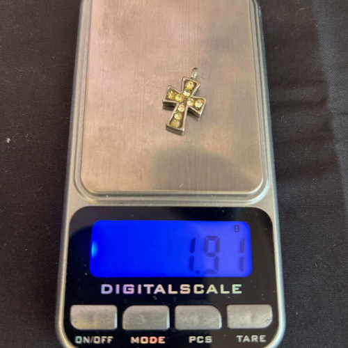Silver cross used