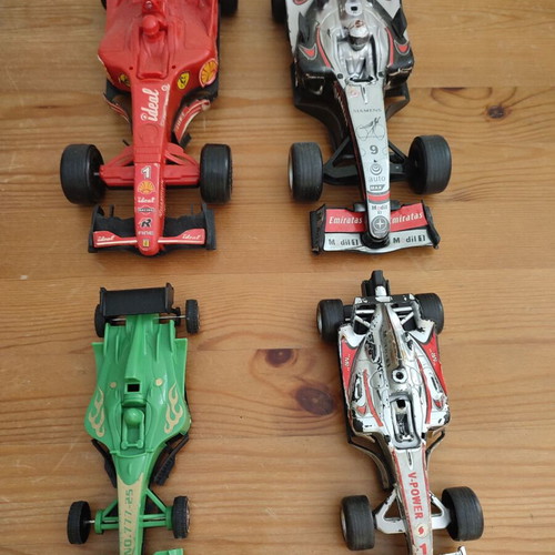 Formula 1 toy cars used, set of 4 plastic racing cars