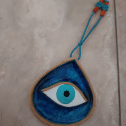 Souvenir hanging eye like new