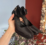 Exe women's platform pumps size 37 like new, black