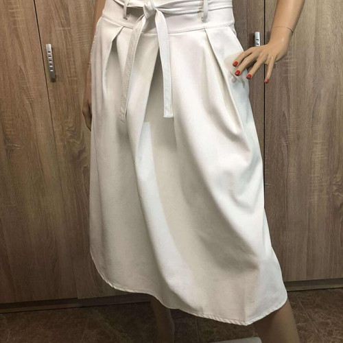 *PRODOTTO* leatherette skirt new, size M, white