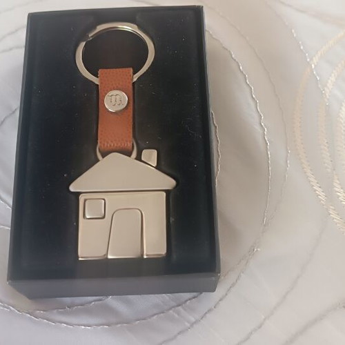 House keychain with brown leather strap