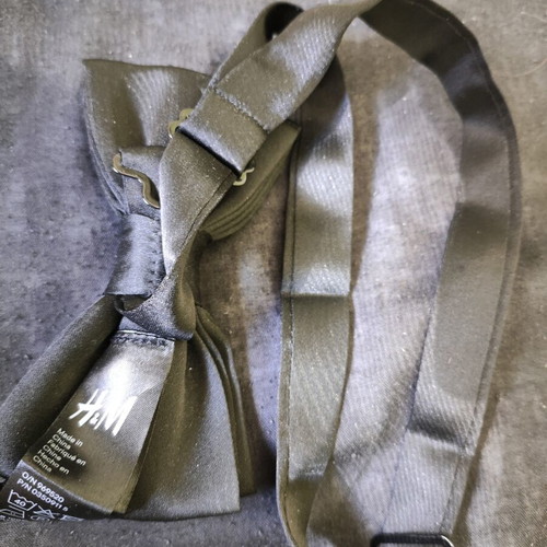 H&M Satin Bow Tie Black New