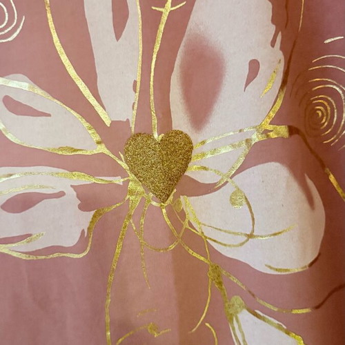 T-shirt with gold design and glitter heart like new, dusty pink