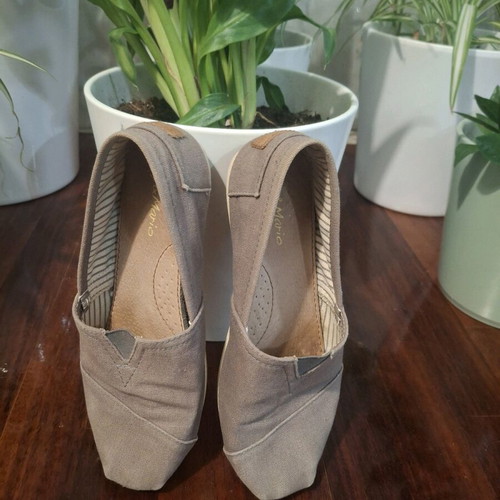 Joy & Mario gray fabric shoes used size 38 very comfortable and soft