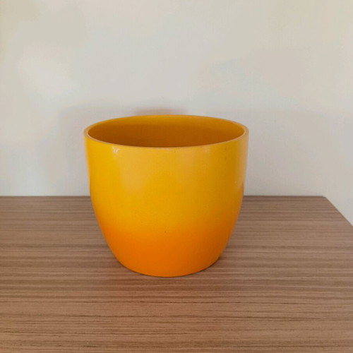 Ceramic holder for small pots like new