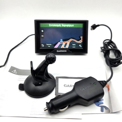Garmin Drive 40 GPS πλοήγησης 4.3" σαν καινούργιο με βάση και φορτιστή αυτοκινήτου