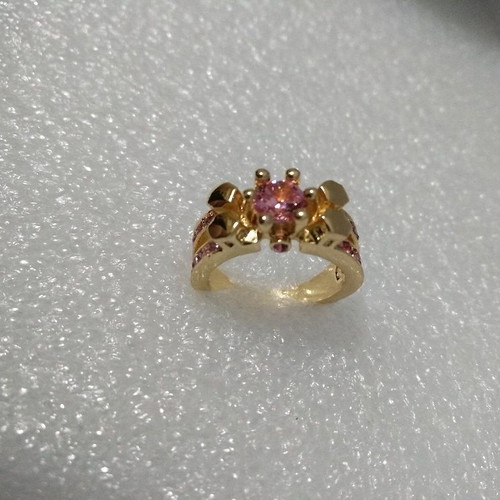 Ring with pink stones like new, gold plated size 6
