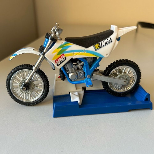 Metal miniature motorcycle used, amazing rare model