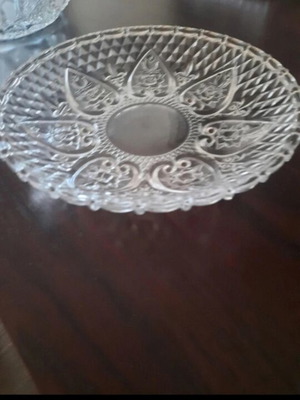 Crystal serving platter like new