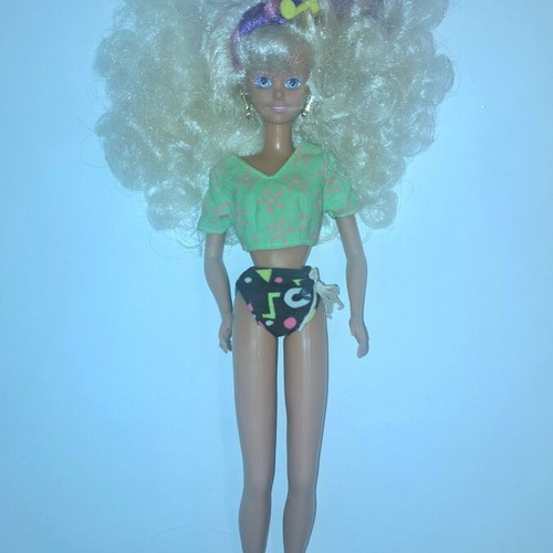 Sindy Hasbro Dance Craze 1990 doll like new