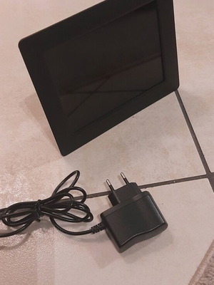 Ηλεκτρονική κορνίζα με θύρα USB καινούργια