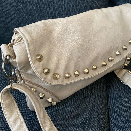 Beige shoulder bag like new with gold studs