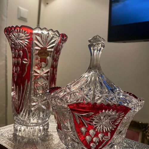 Crystal set in excellent condition