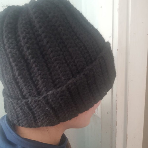 Knitted handmade hat new, unisex, black