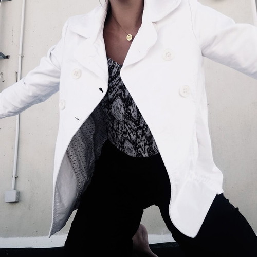 Jacket white, like new, size L