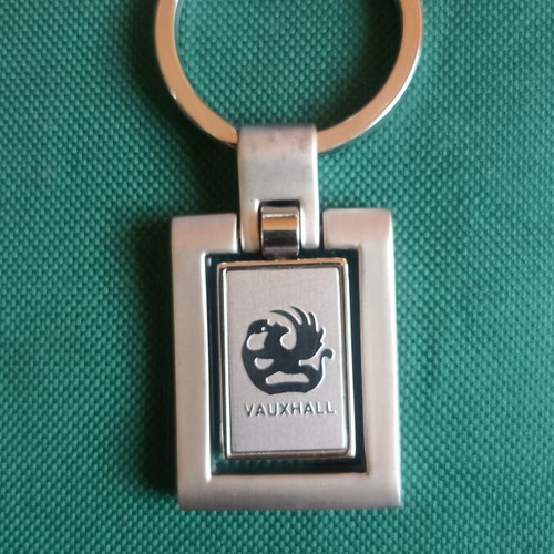 Vintage Vauxhall Spinning Keychain New Old Stock NOS 37g