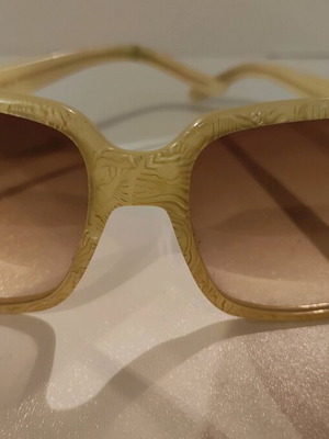 Pierre Cardin Sunglasses Like New Beige