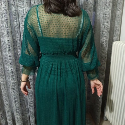 Zara dress like new in emerald color, size small