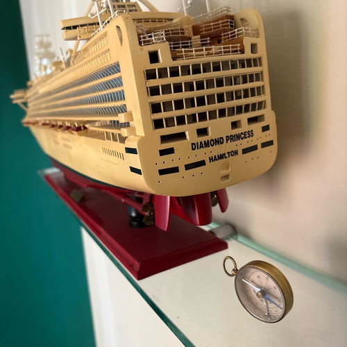 Diamond Princess Hamilton vintage large cruise ship model