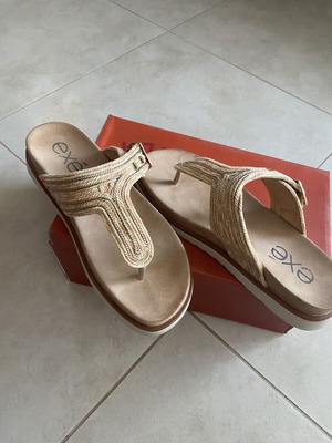 Exe flip flops like new, size 38, beige