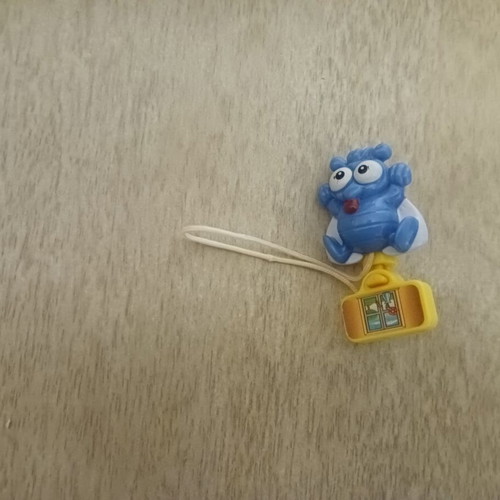 Kinder figure fly with launcher used, insects miniatures