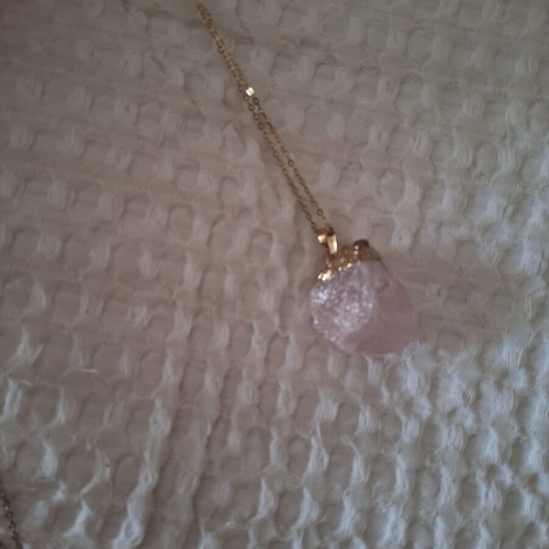 Pendant rose stone long rose-gold
