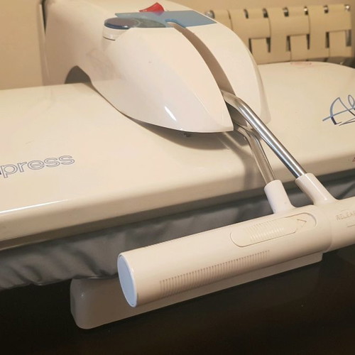 Elna Alize ironing press used