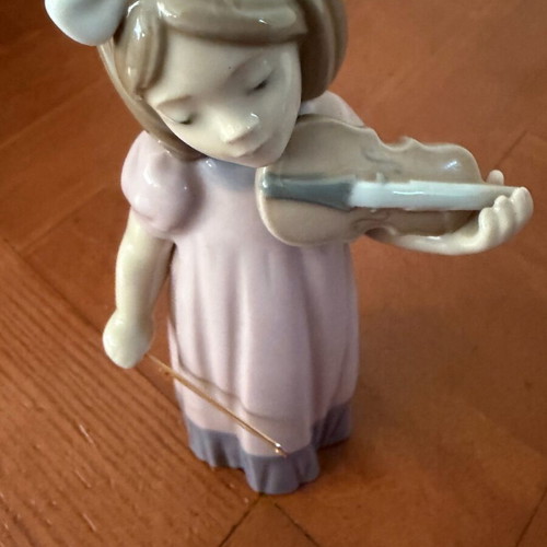 Lladro NAO αγαλματάκι σαν καινούργιο, ύψος 19 εκ.