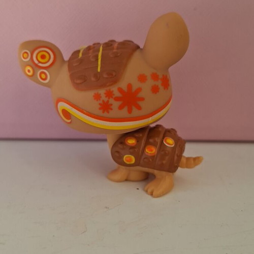 Littlest Pet Shop animal figure like new