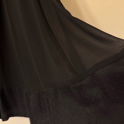 Zara black knee-length skirt like new