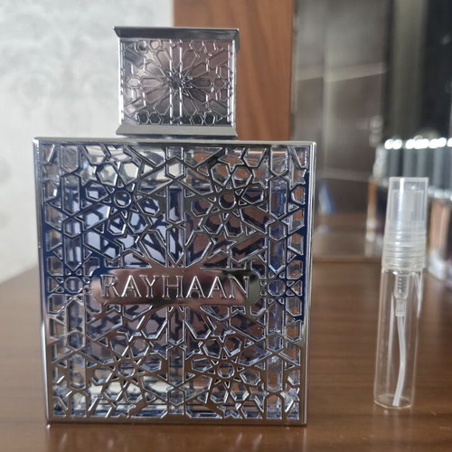 Rayhaan Aquatica 5ml new, authentic decanted perfume sample