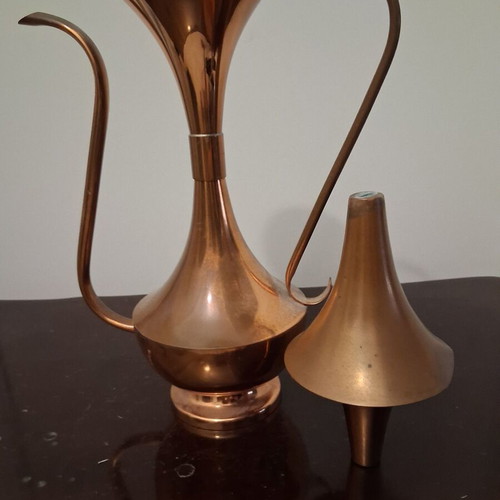 Copper decorative jug like new, height 27 cm