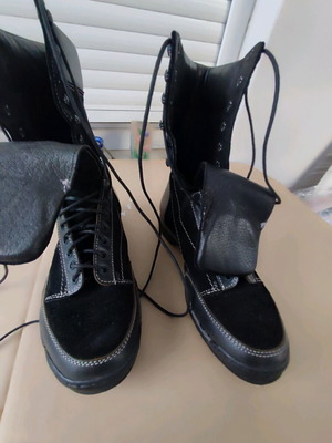 Dolce Gabbana ankle boots new, size 43, black