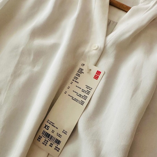 Uniqlo white viscose shirt new, size XS