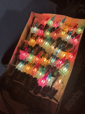 Vintage Christmas string lights, 35 bulbs