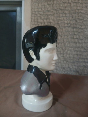 Elvis Presley ceramic used 18 cm handmade unique