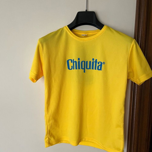 Chiquita short-sleeve t-shirt like new for 10-year-old kids