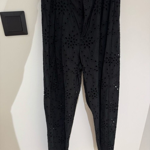 Zara pants with broderie anglaise embroidery like new, black