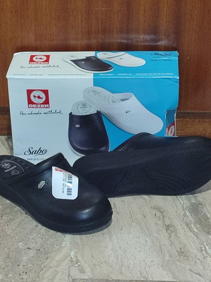 Gezer clogs new, size 38, black