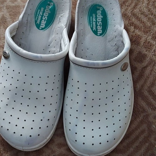 Podosan Anatomic slippers-sabots size 39 like new, white