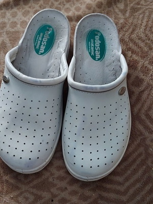 Podosan Anatomic slippers-sabots size 39 like new, white