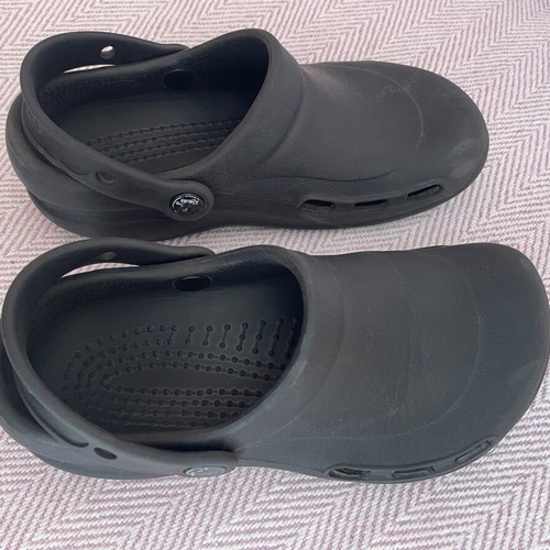 Crocs μαύρα για αγόρι, νούμερο 35, αντιολησθητικά, σε καλή κατάσταση