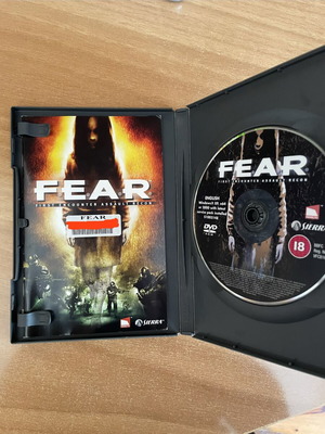 F.E.A.R. PC game 2005